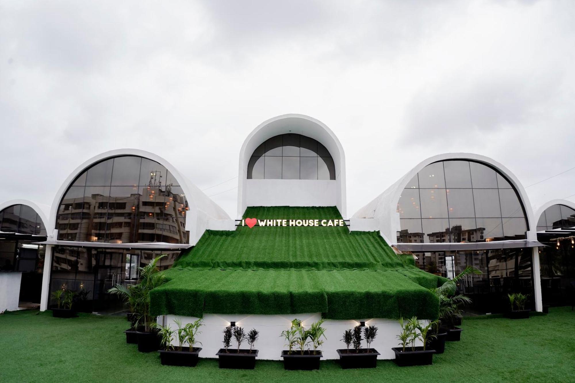 Hotel Royal Accord Surat Exterior photo