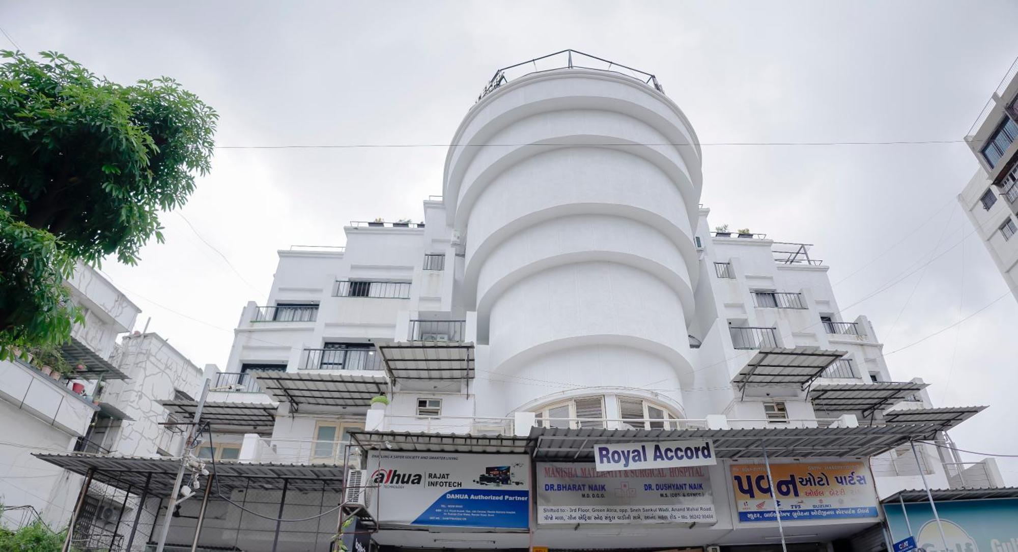 Hotel Royal Accord Surat Exterior photo
